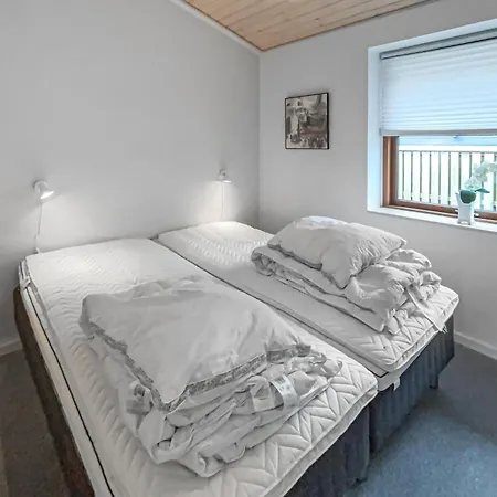 Lovely In With House Sea View