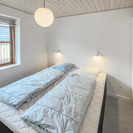 Lovely In With House Sea View Feriehus Sunds